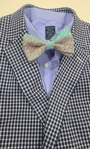 mint/grey;fish scales pattern