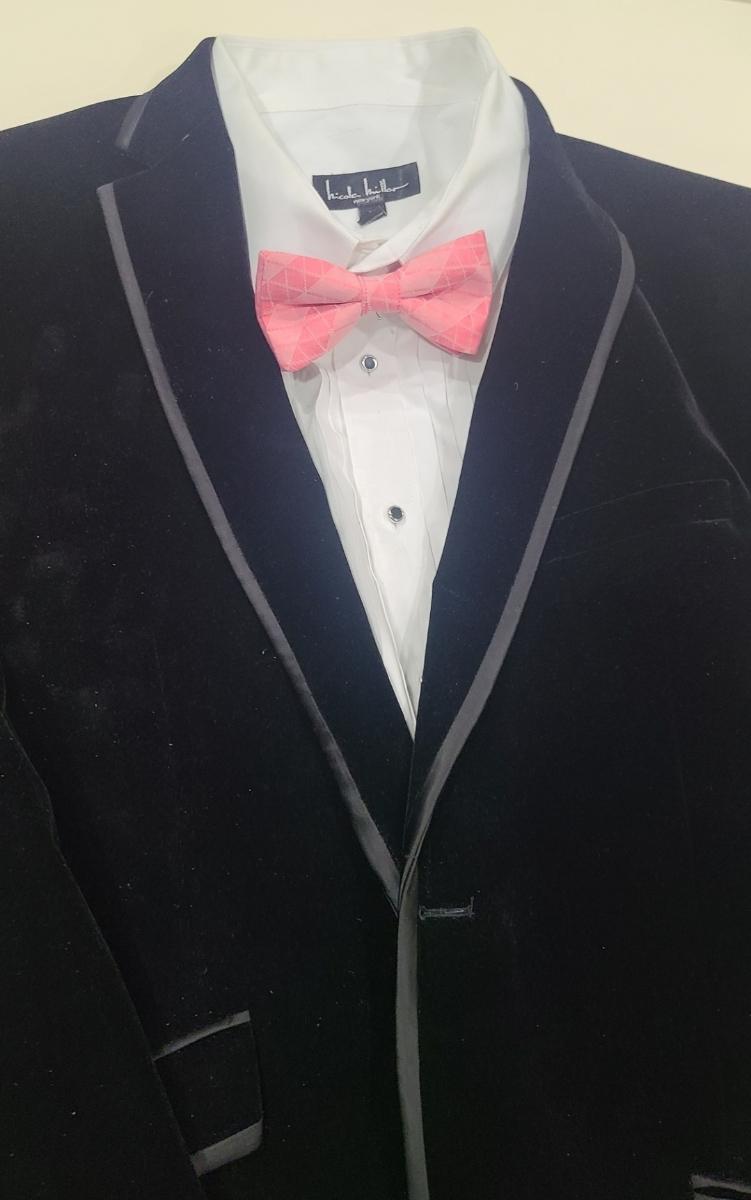 Coral; Irian patterned bowtie in coral