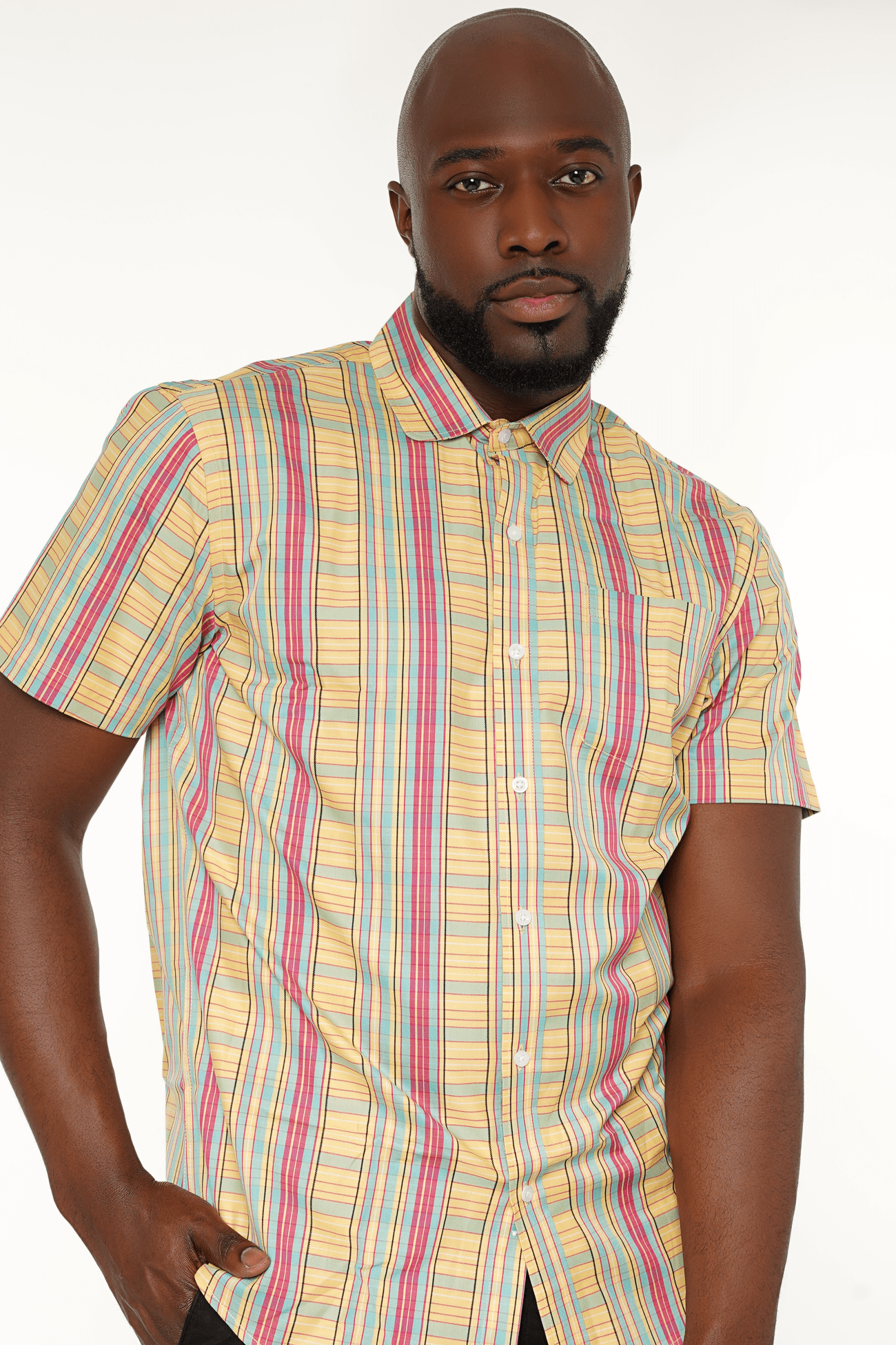 marigold/green;Royal Kente pattern. Woven jacquard. 100% soft cotton.Tab collar with breast pocket, short-sleeved shirt.