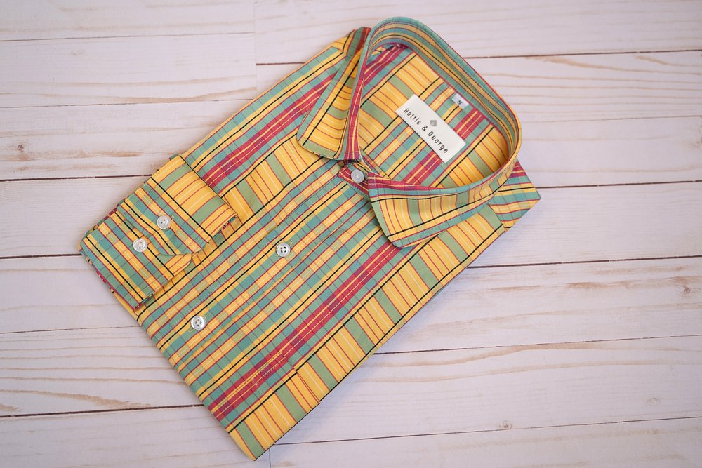 Royal Kente pattern.  Woven jacquard. 100% soft cotton.Tab collar with breast pocket, short-sleeved shirt.